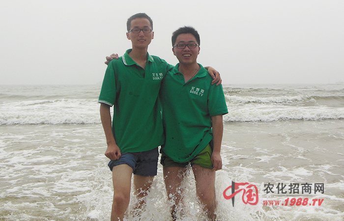 拍照留念