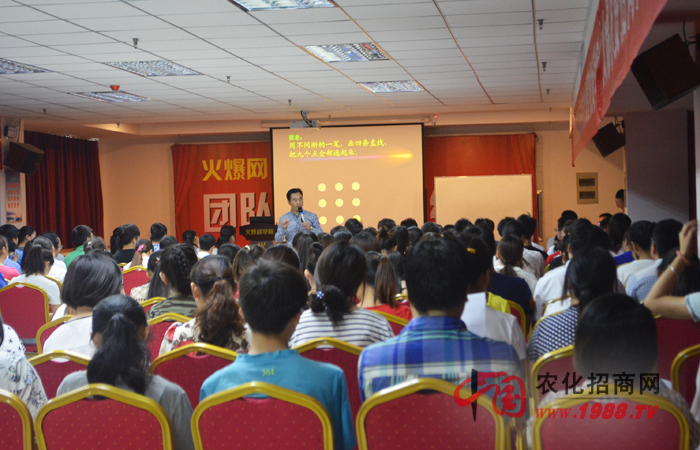 付出不亞于任何人的努力,超過自己、超越夢(mèng)想