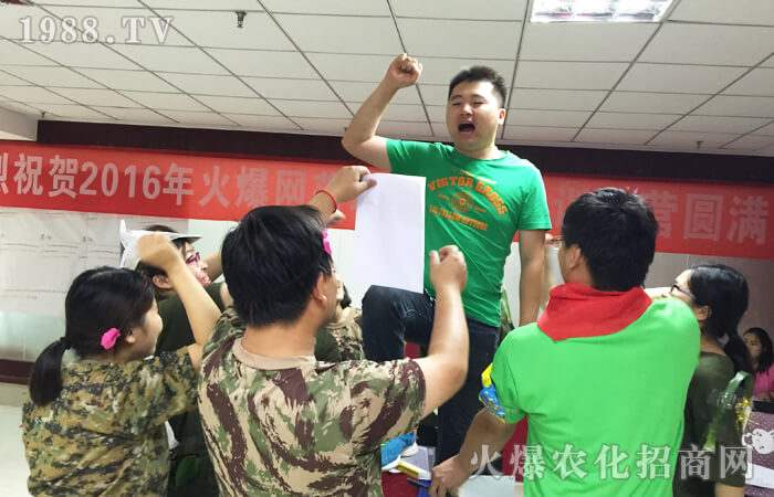 沒(méi)有一個(gè)人比一個(gè)決心達(dá)到目標(biāo)的人更有力量