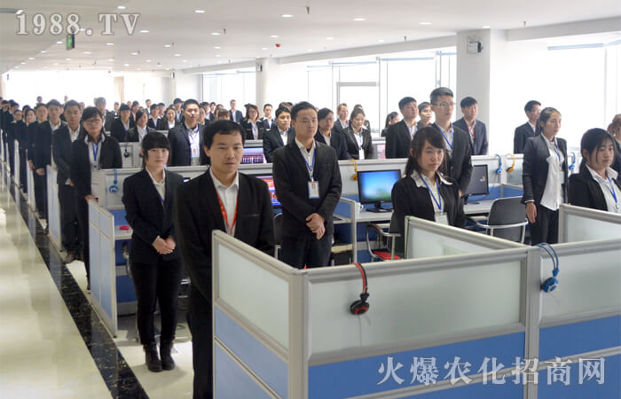 火爆助我成長(zhǎng),我隨火爆同行
