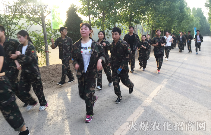 為團隊而戰(zhàn),鑄造火爆軍魂!