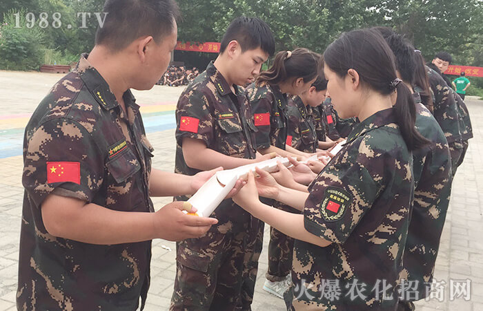 一路花開(kāi),一路有你!火爆十年,從“心”出發(fā)!