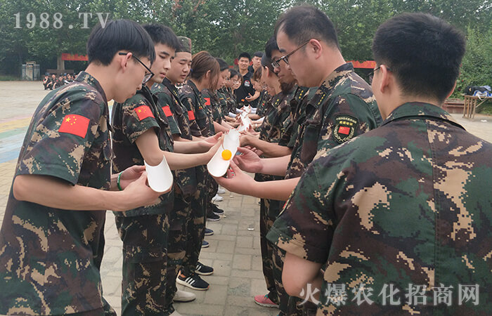 當(dāng)我倒下時(shí),我的腳在去往夢想的路上