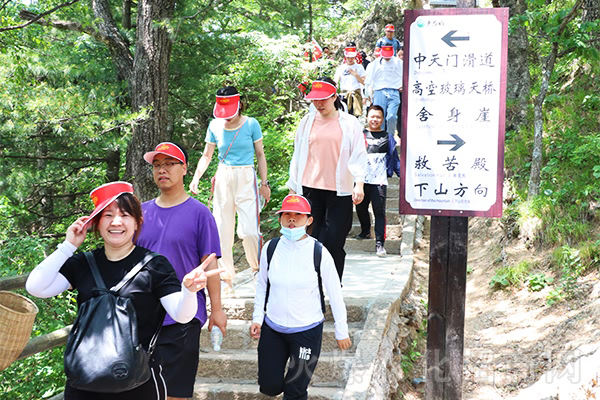 ����ƺ����^���W(xu��)���⽛(j��ng)����½�(j��ng)