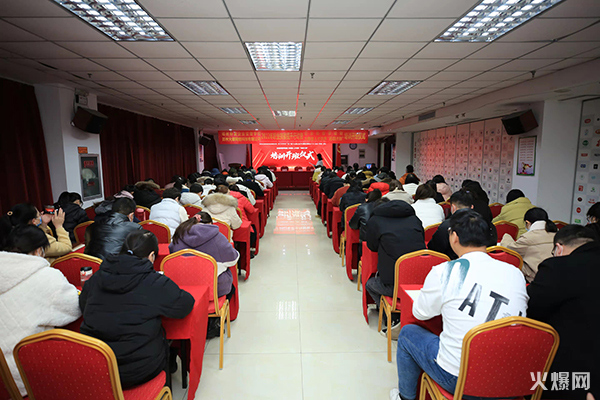 2022火爆網(wǎng)職業(yè)技能提升行動暨企業(yè)新型學徒制和“碼農計劃”開班儀式圓滿成功!